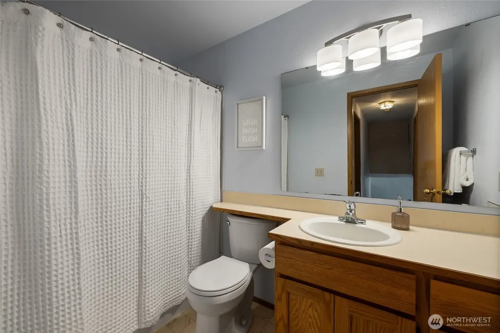 8418 101st Street Ct SW Lakewood WA 98498
