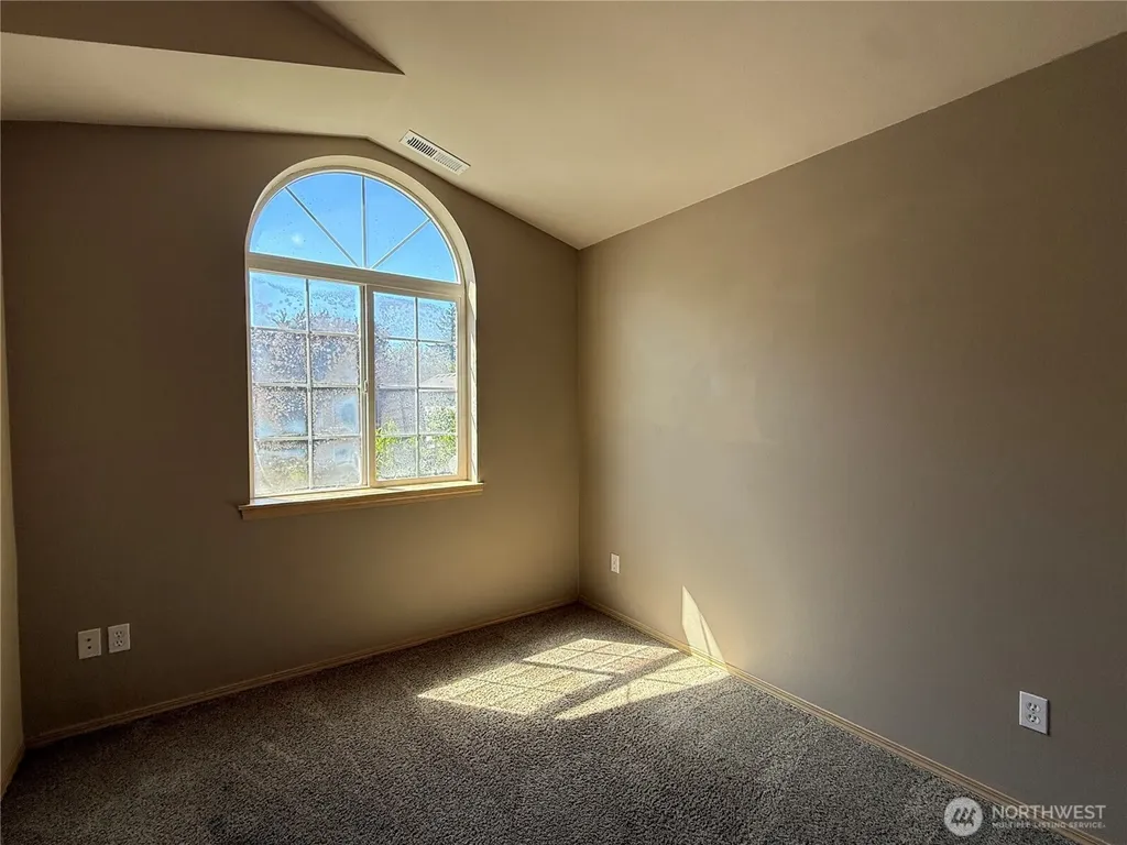 1424 Blackberry Drive Mount Vernon WA 98274