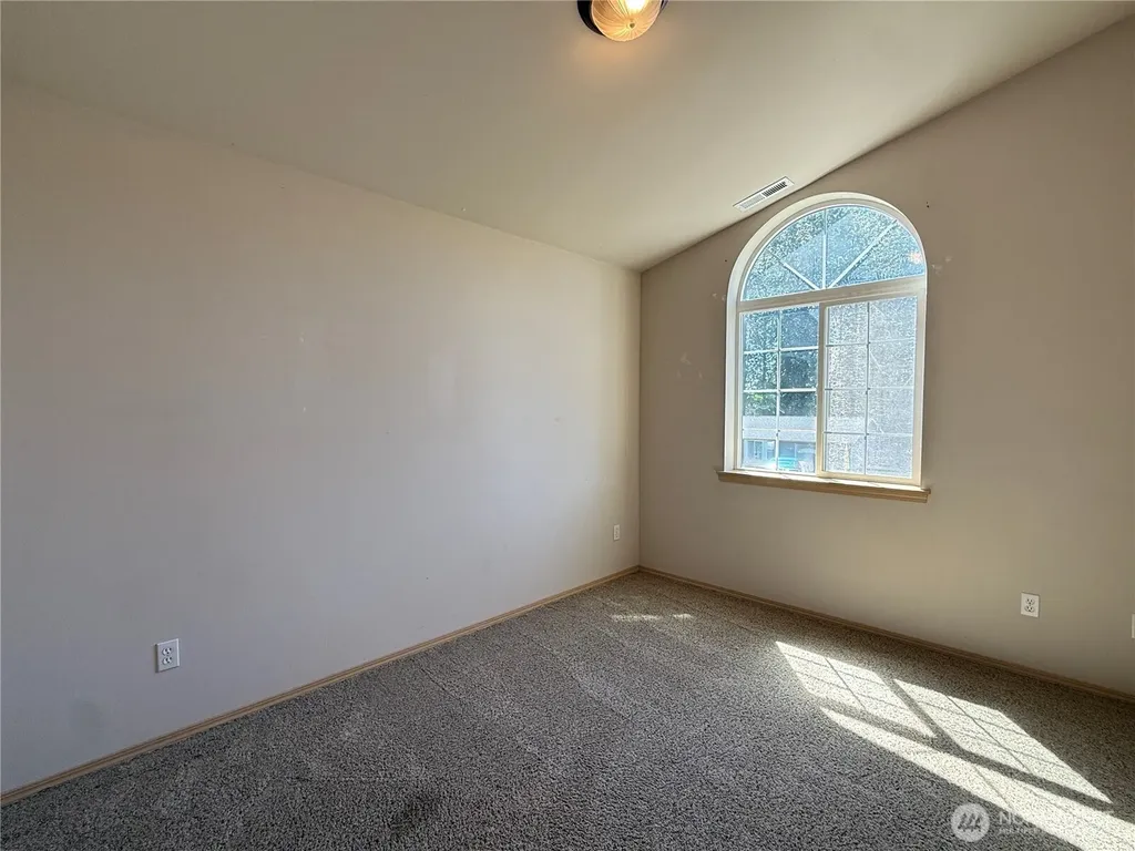 1424 Blackberry Drive Mount Vernon WA 98274