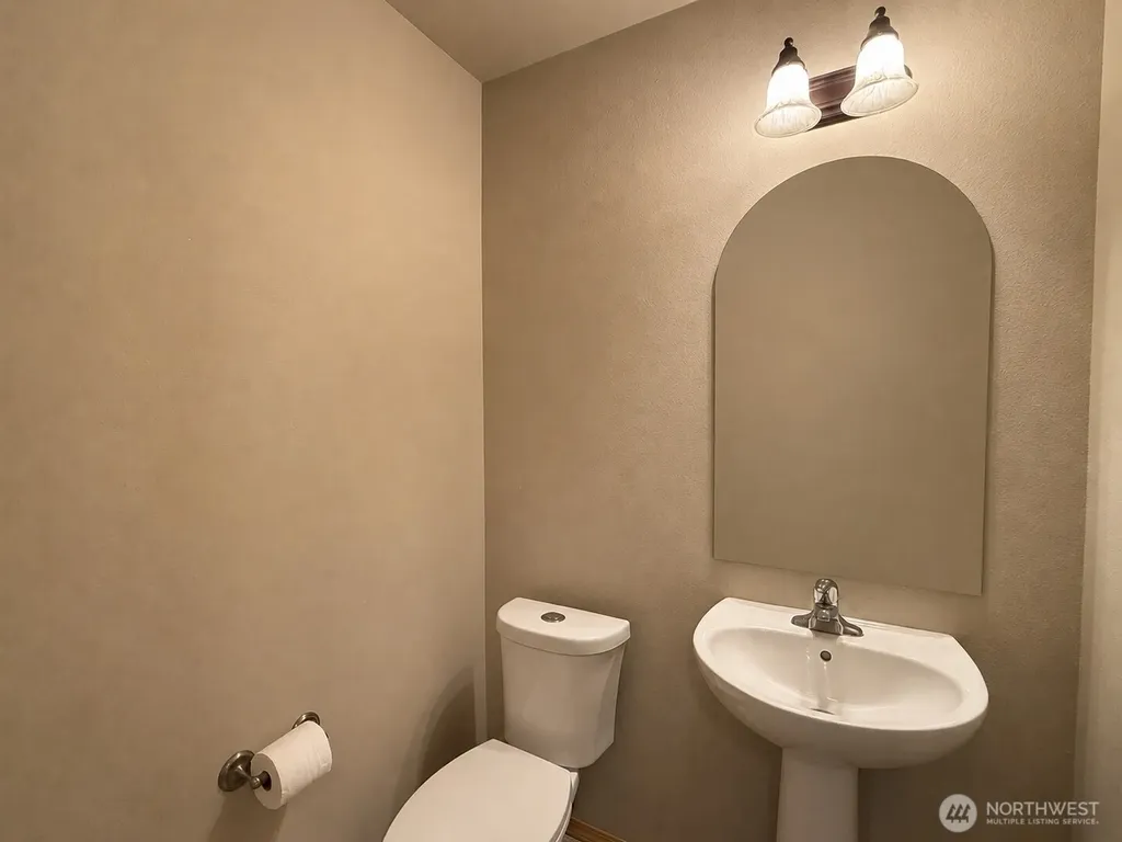 1424 Blackberry Drive Mount Vernon WA 98274
