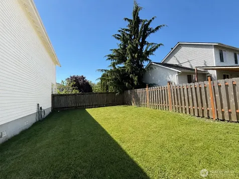 1424 Blackberry Drive Mount Vernon WA 98274