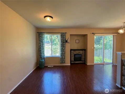 1424 Blackberry Drive Mount Vernon WA 98274