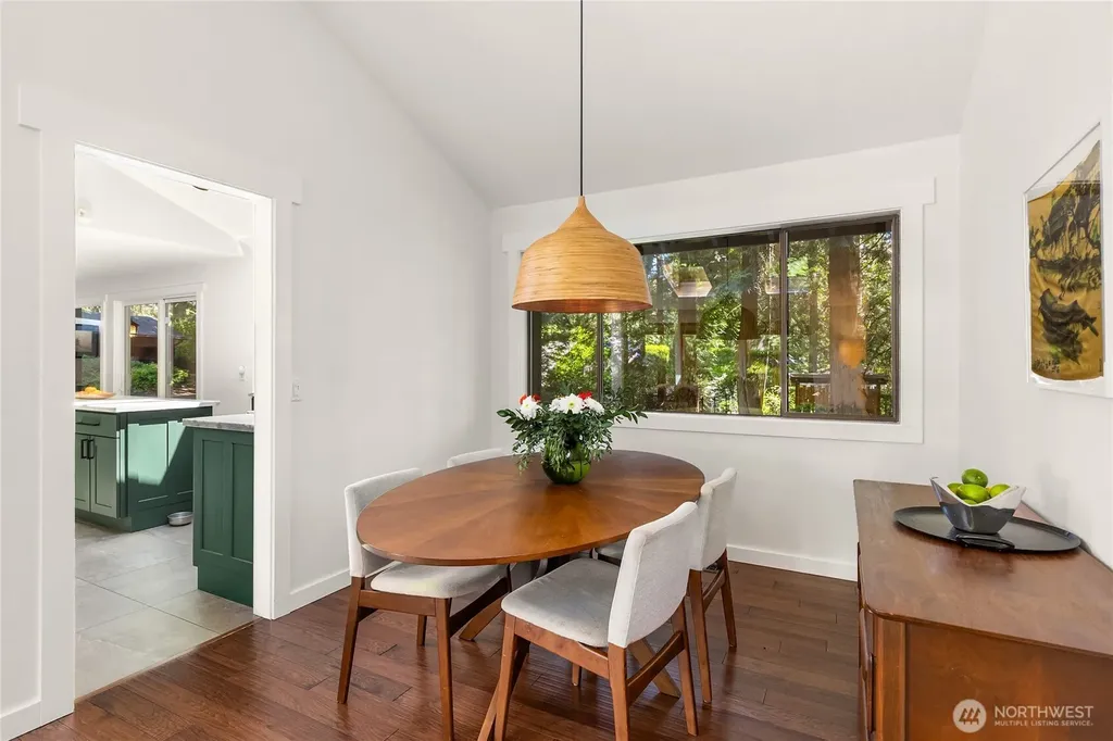6322 NE Lariat Loop Bainbridge Island WA 98110