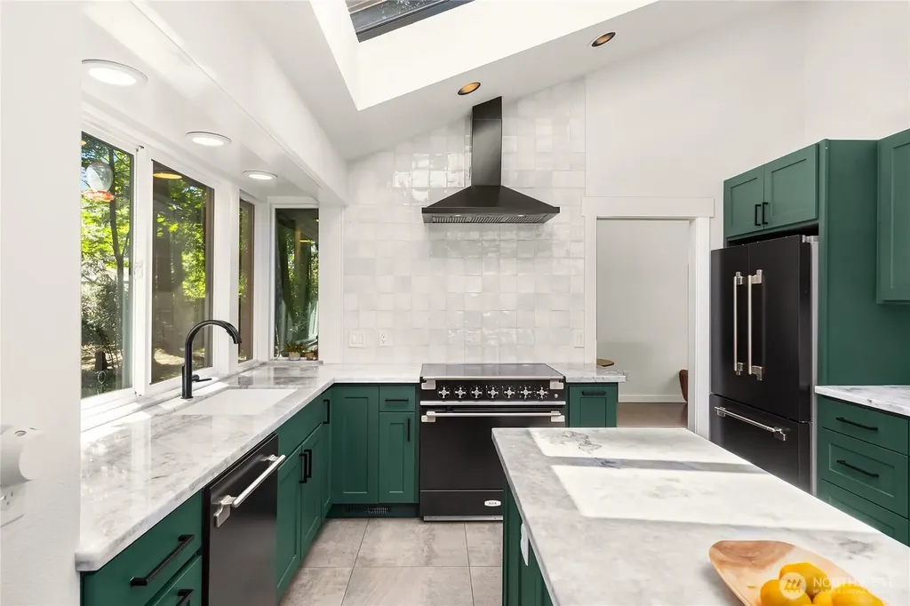 6322 NE Lariat Loop Bainbridge Island WA 98110