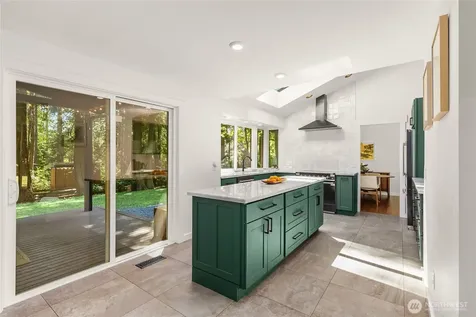 6322 NE Lariat Loop Bainbridge Island WA 98110