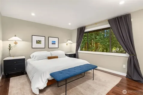 6322 NE Lariat Loop Bainbridge Island WA 98110
