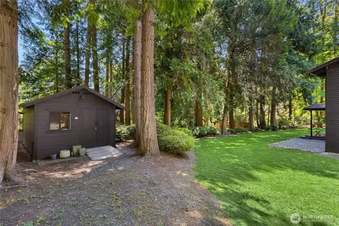 6322 NE Lariat Loop Bainbridge Island WA 98110
