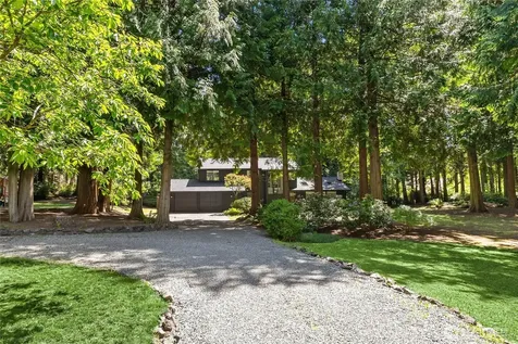 6322 NE Lariat Loop Bainbridge Island WA 98110