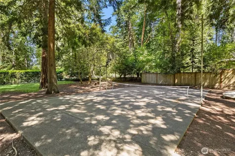 6322 NE Lariat Loop Bainbridge Island WA 98110