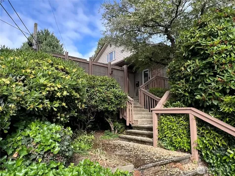 3021 Fuhrman Avenue E Seattle WA 98102