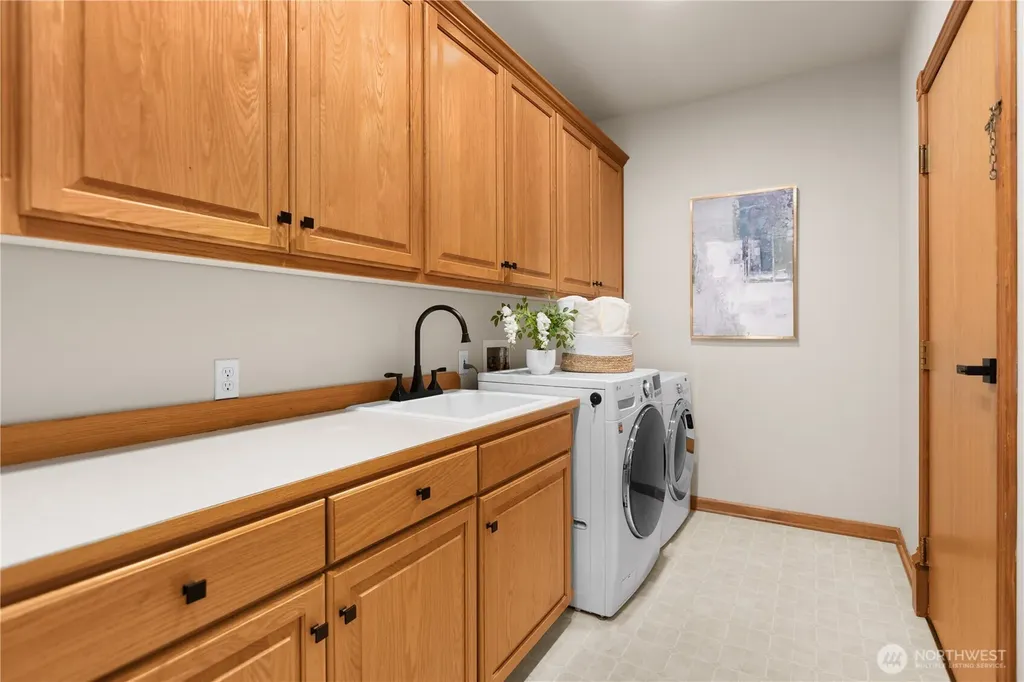 3910 225th Court NE Redmond WA 98053