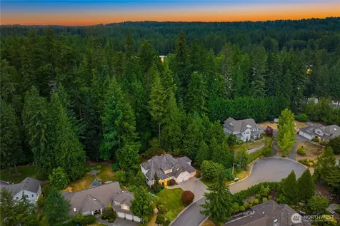 3910 225th Court NE Redmond WA 98053