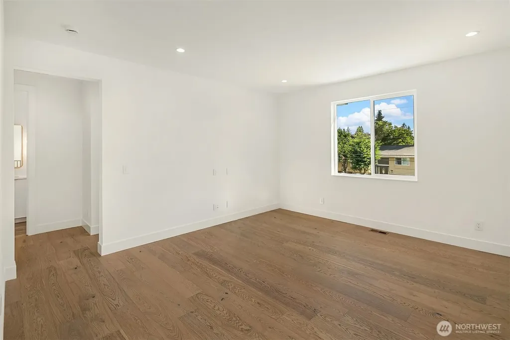 16503 NE 25th Place Bellevue WA 98008
