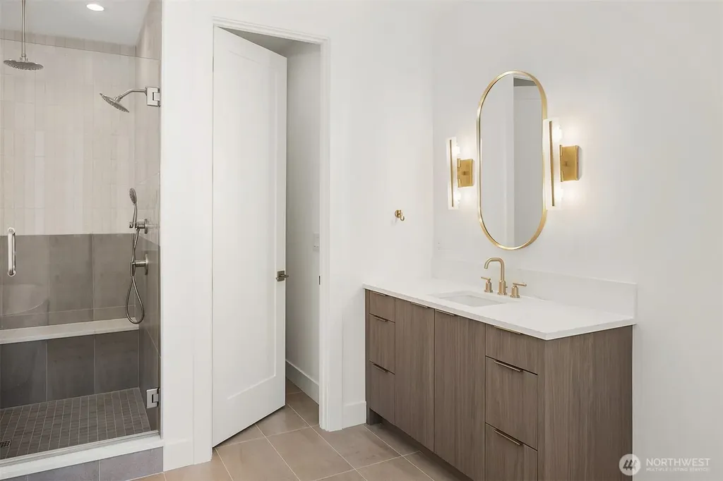 16503 NE 25th Place Bellevue WA 98008