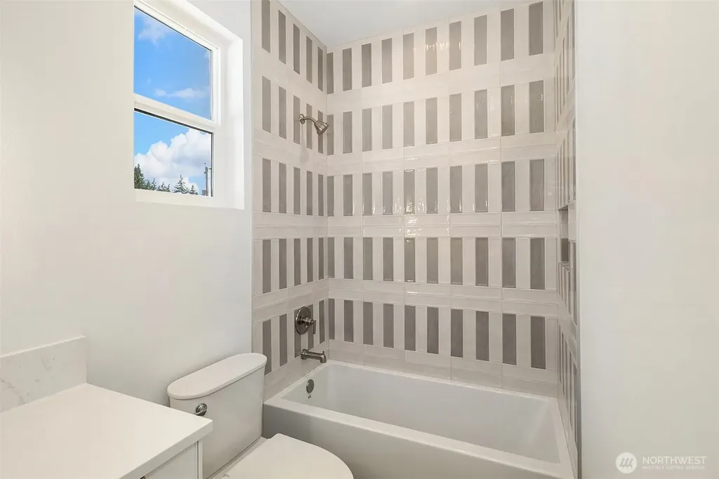 16503 NE 25th Place Bellevue WA 98008