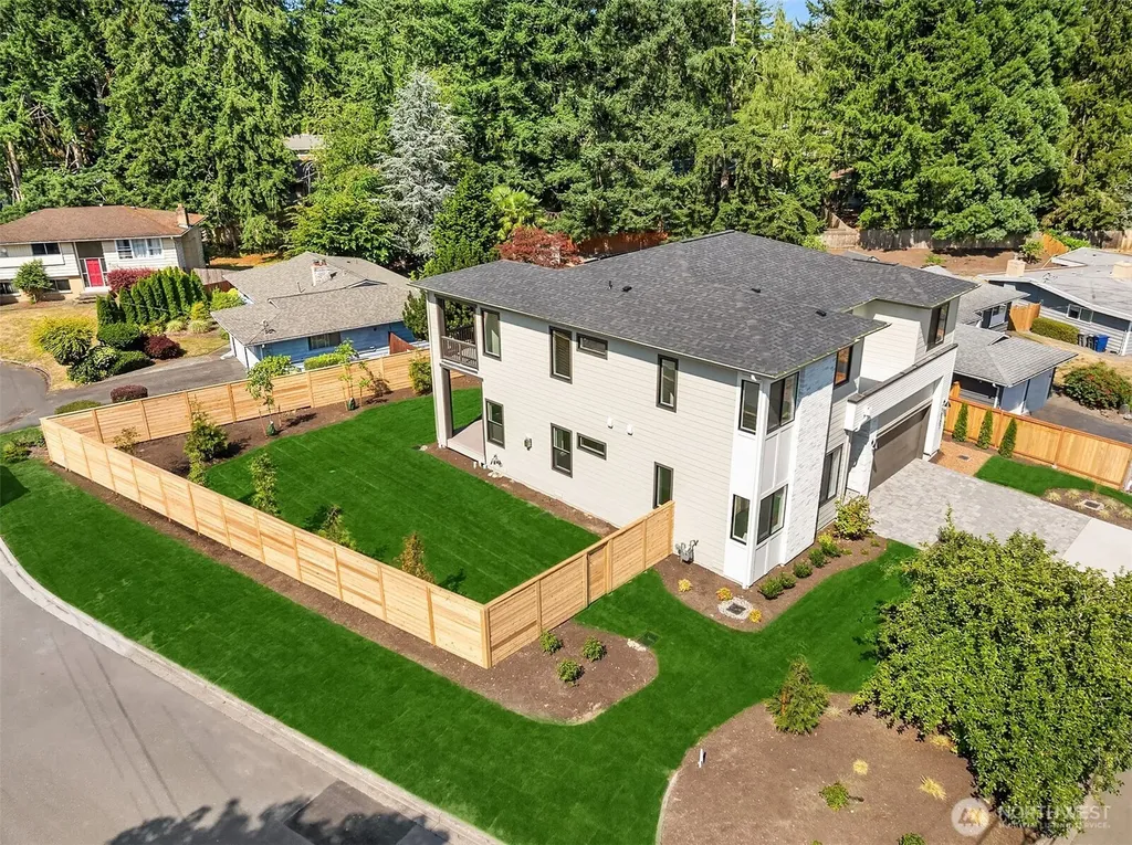 16503 NE 25th Place Bellevue WA 98008