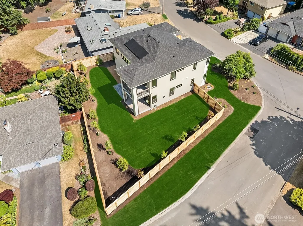 16503 NE 25th Place Bellevue WA 98008