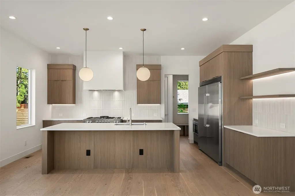 16503 NE 25th Place Bellevue WA 98008