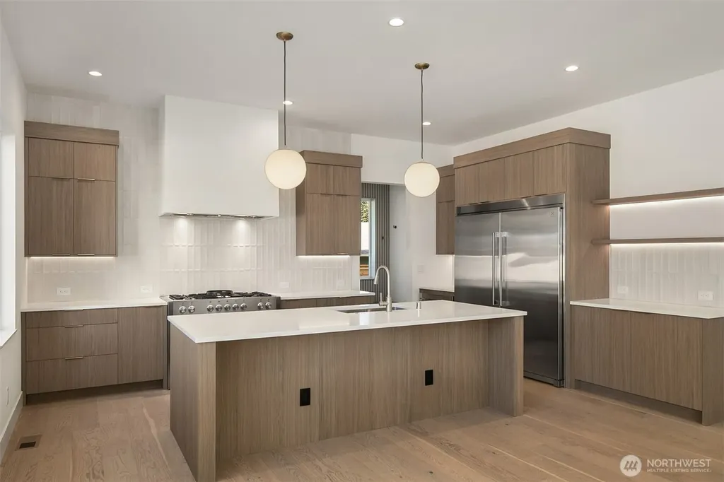 16503 NE 25th Place Bellevue WA 98008