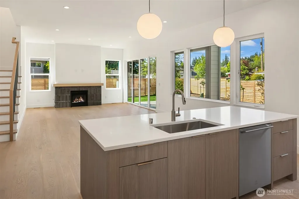 16503 NE 25th Place Bellevue WA 98008
