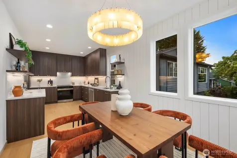 5921 32nd Avenue SW Seattle WA 98126