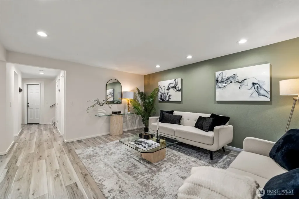 13324 NE 138th Place Kirkland WA 98034