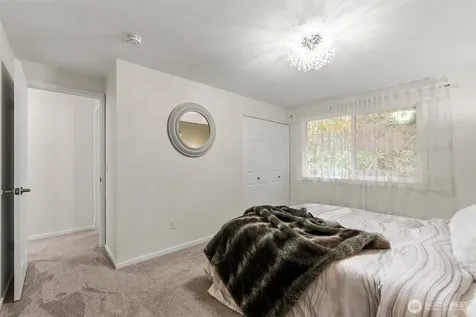 13324 NE 138th Place Kirkland WA 98034