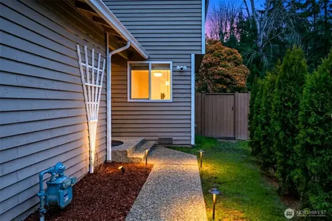 13324 NE 138th Place Kirkland WA 98034
