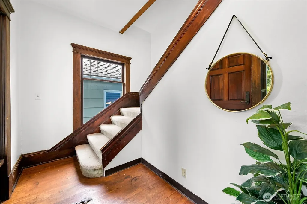 905 E Maple Street Bellingham WA 98225