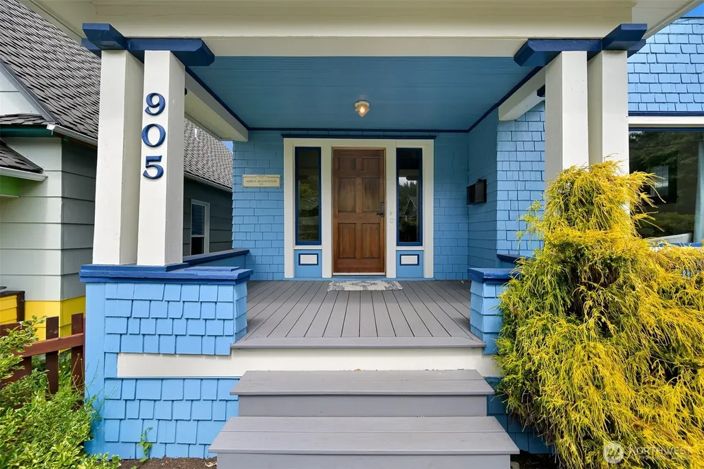 905 E Maple Street Bellingham WA 98225
