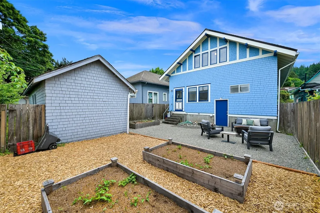 905 E Maple Street Bellingham WA 98225