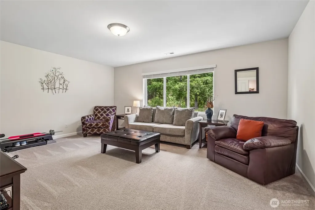 19119 106th Avenue Ct E Puyallup WA 98374