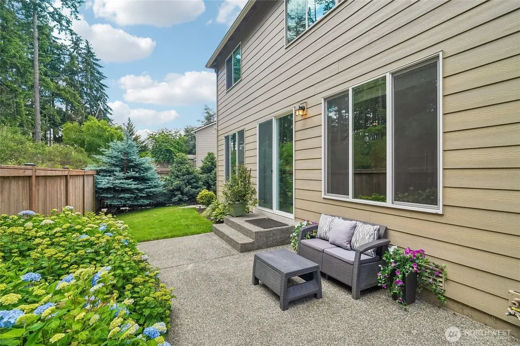 19119 106th Avenue Ct E Puyallup WA 98374