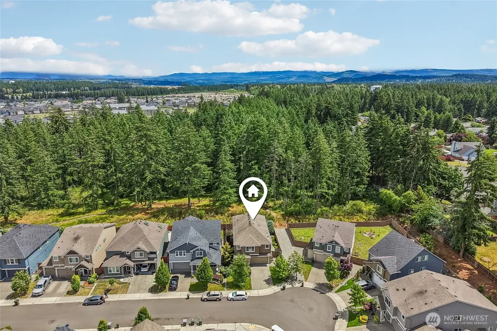 19119 106th Avenue Ct E Puyallup WA 98374