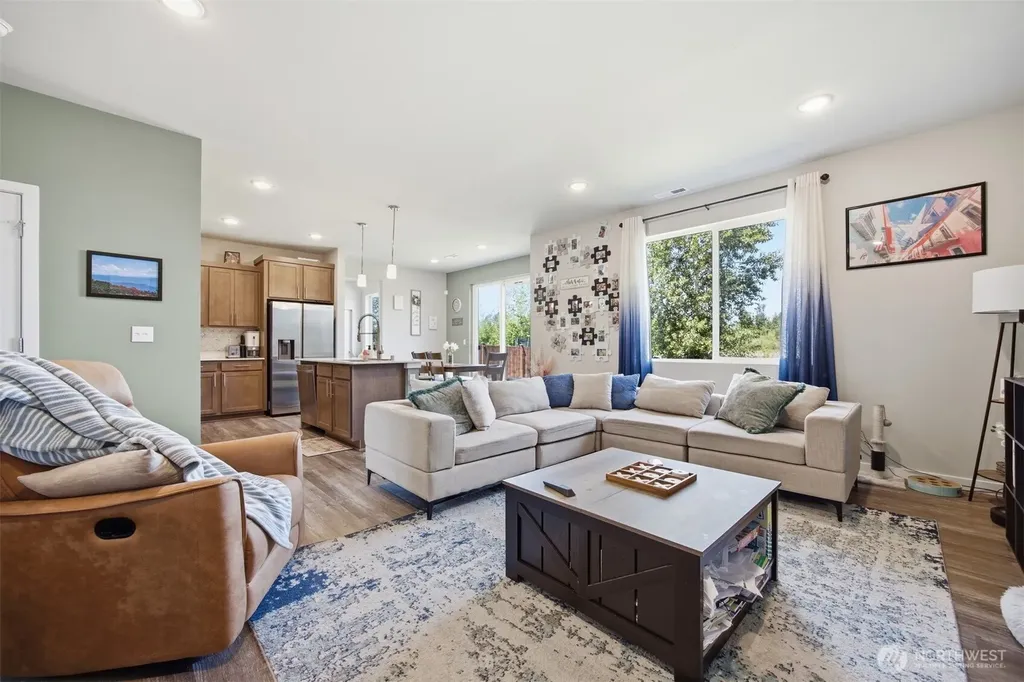 4508 Eddie Lane Blaine WA 98230
