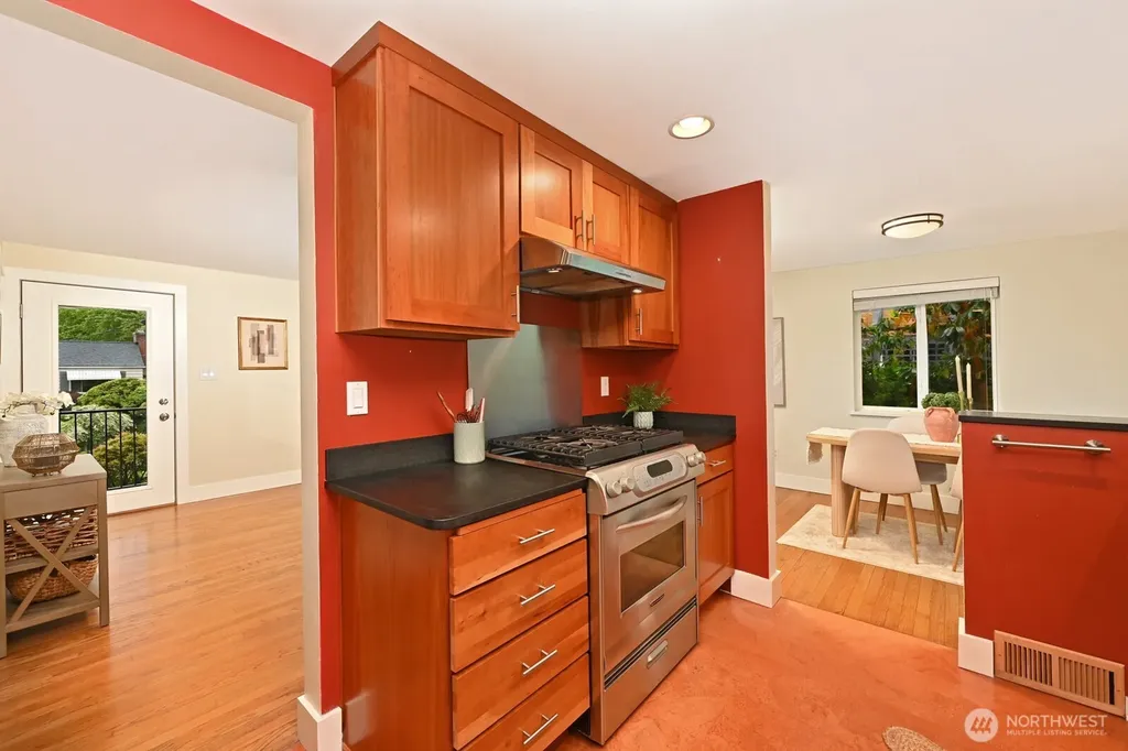 5109 S Angeline Street Seattle WA 98118
