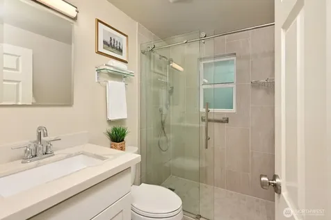 5109 S Angeline Street Seattle WA 98118