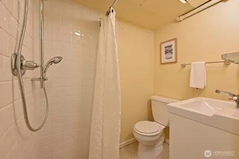 5109 S Angeline Street Seattle WA 98118