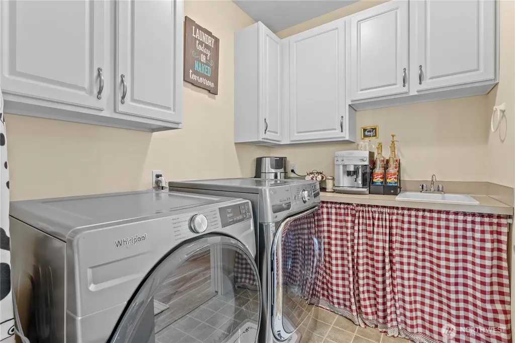 2010 26th Place SE Puyallup WA 98372