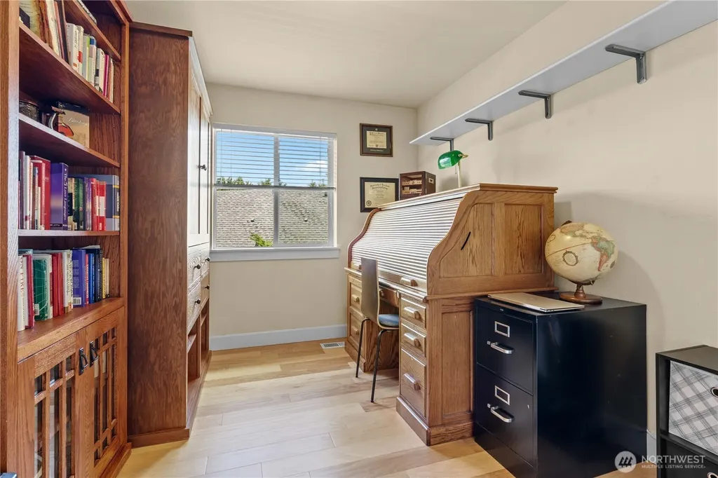2010 26th Place SE Puyallup WA 98372