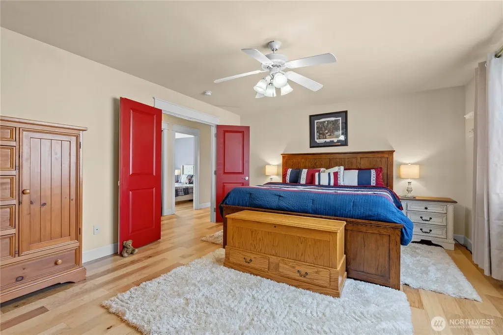 2010 26th Place SE Puyallup WA 98372