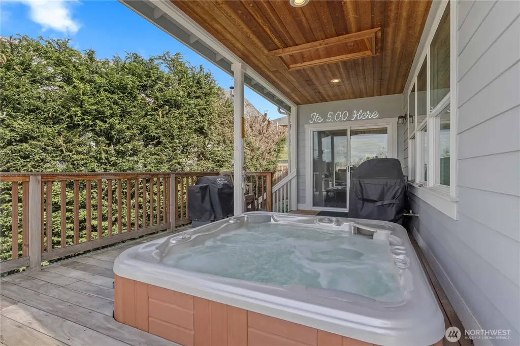 2010 26th Place SE Puyallup WA 98372