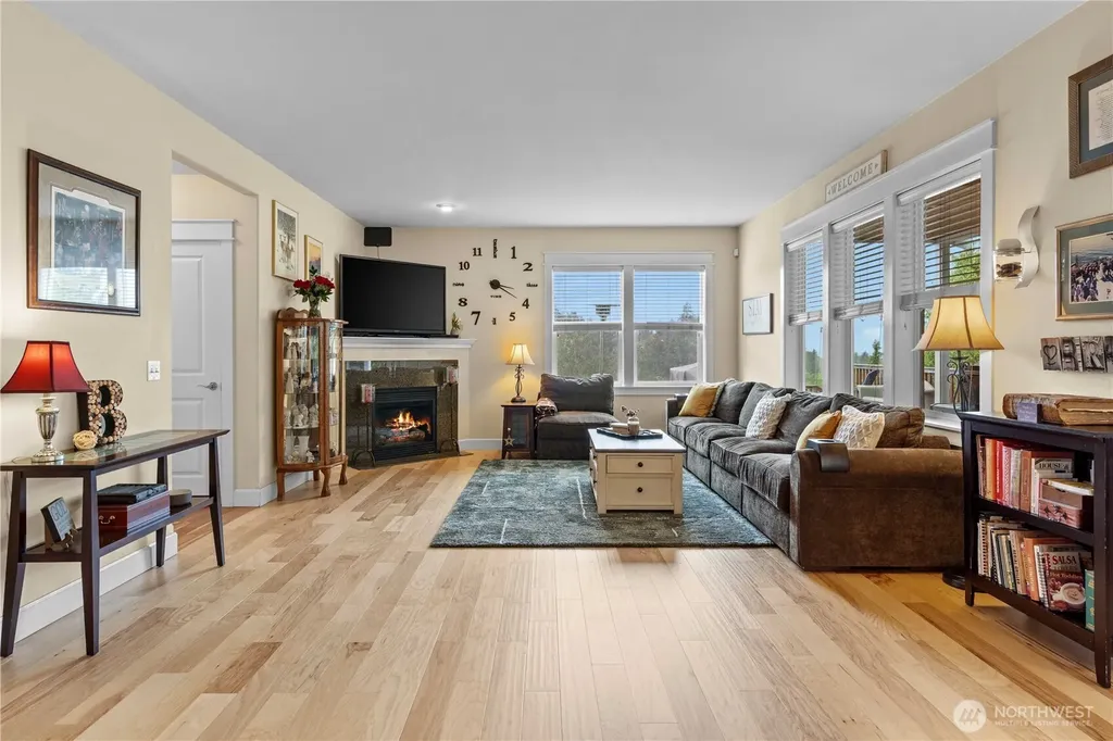 2010 26th Place SE Puyallup WA 98372