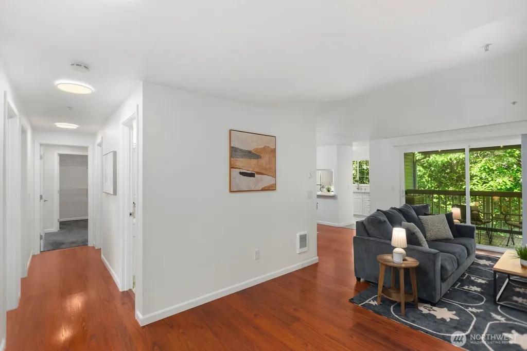 23333 Cedar Way Mountlake Terrace WA 98043