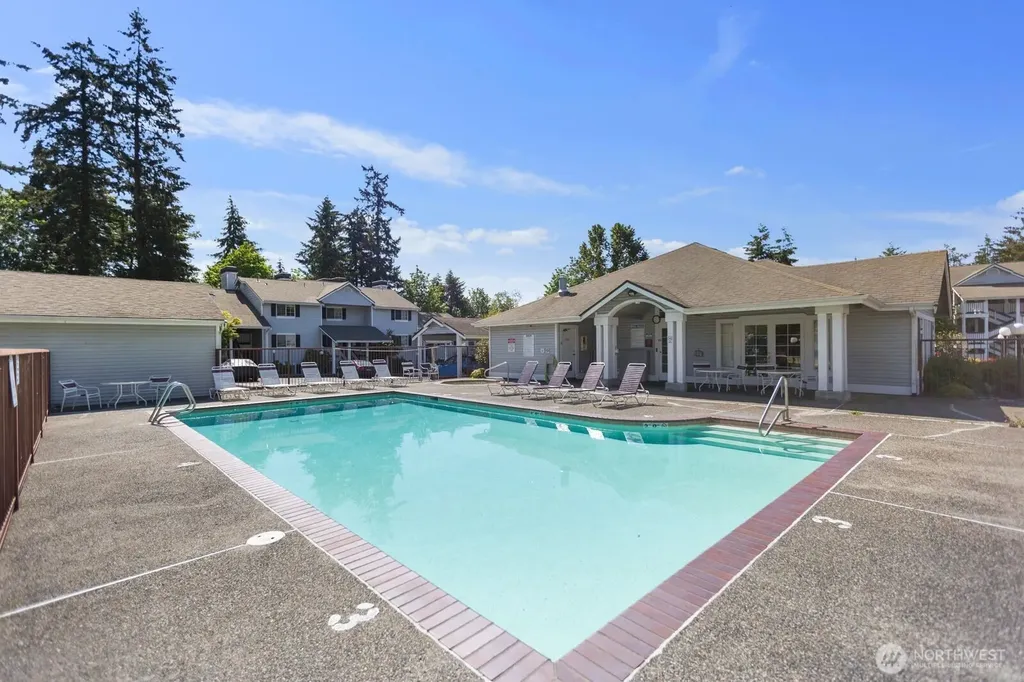 23333 Cedar Way Mountlake Terrace WA 98043