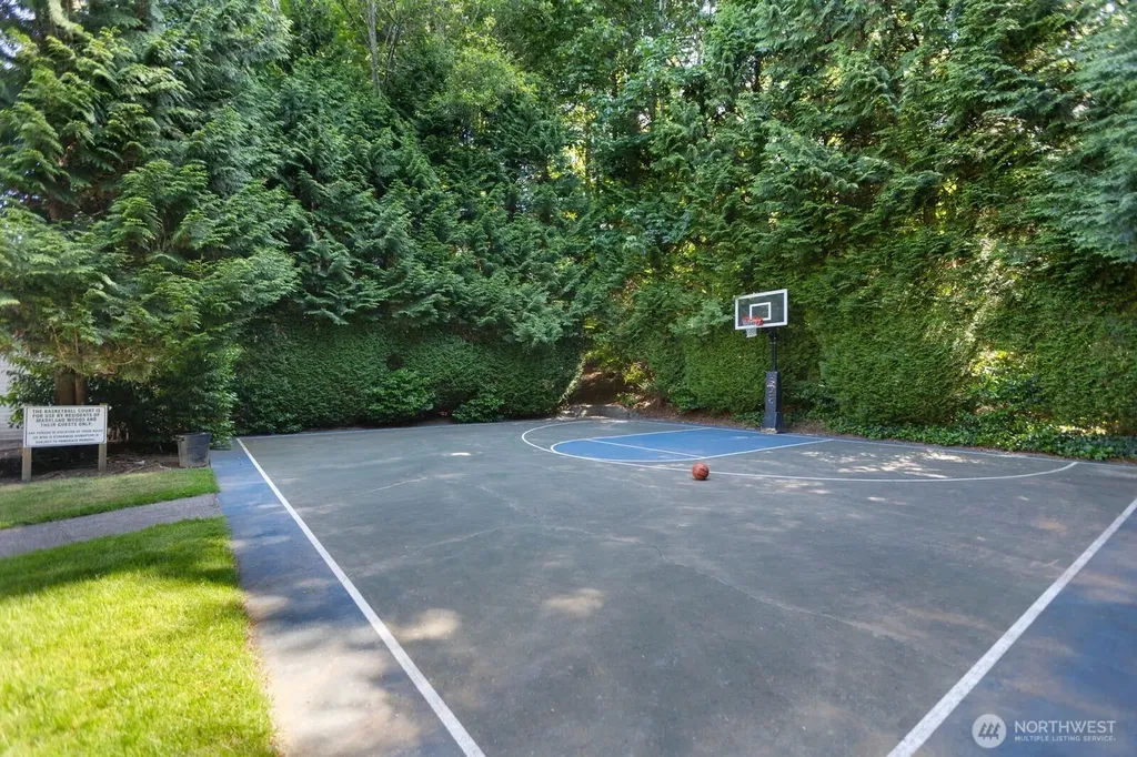 23333 Cedar Way Mountlake Terrace WA 98043