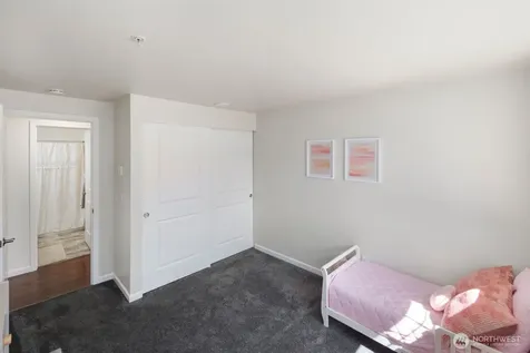 23333 Cedar Way Mountlake Terrace WA 98043