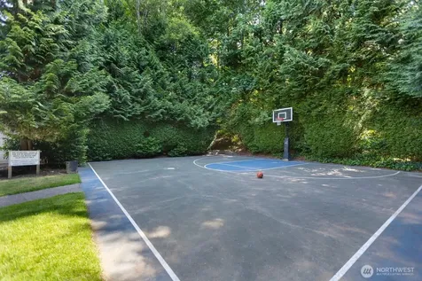 23333 Cedar Way Mountlake Terrace WA 98043