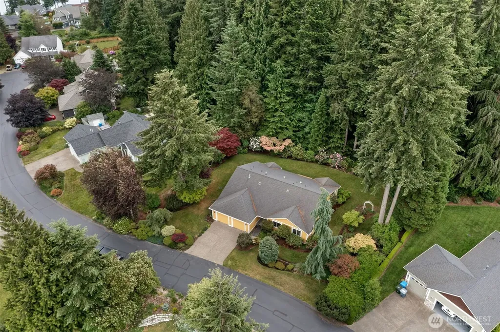 1114 138th Street NW Gig Harbor WA 98332