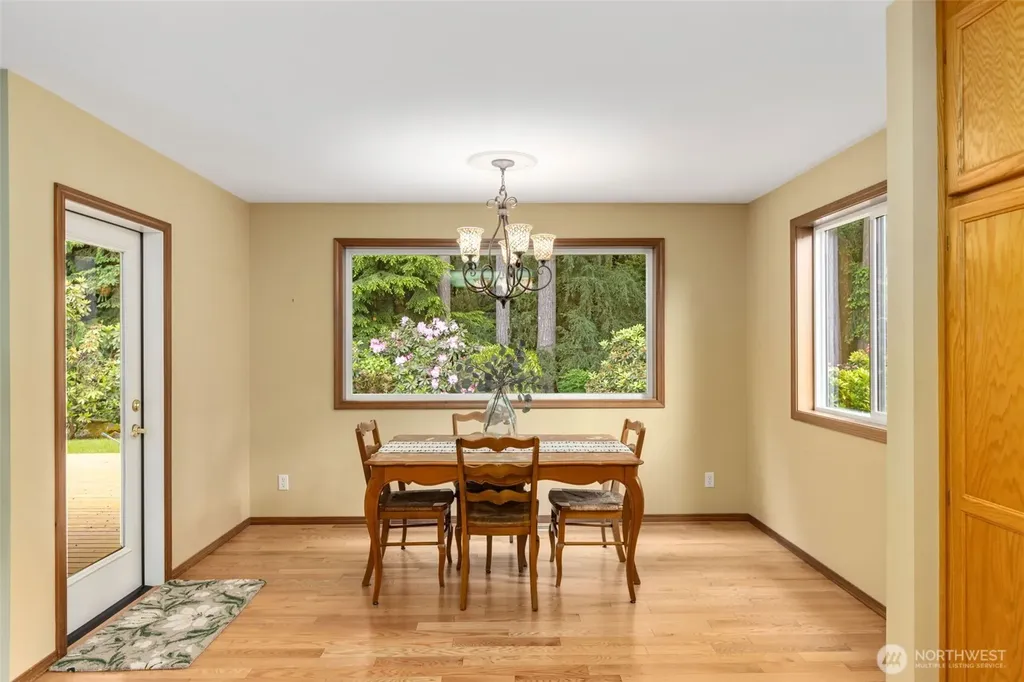 1114 138th Street NW Gig Harbor WA 98332